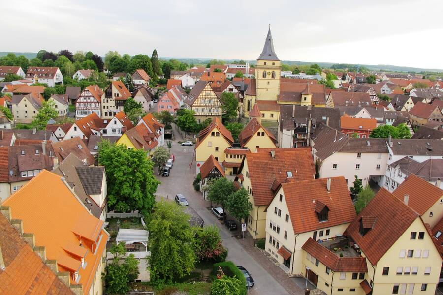 Der Stadtteil Großsachsenheim aus Sicht von oben.