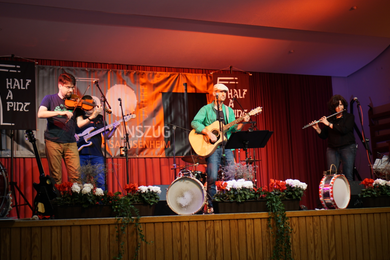 Irish Folk: Spielmannszug & friends