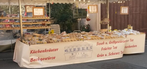 Wochenmarkt Gewürze Klein